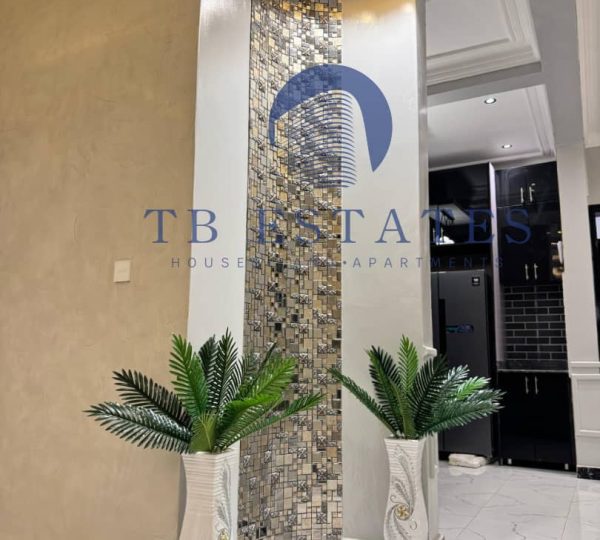 4 Bedroom Mansion- TBEstates-05